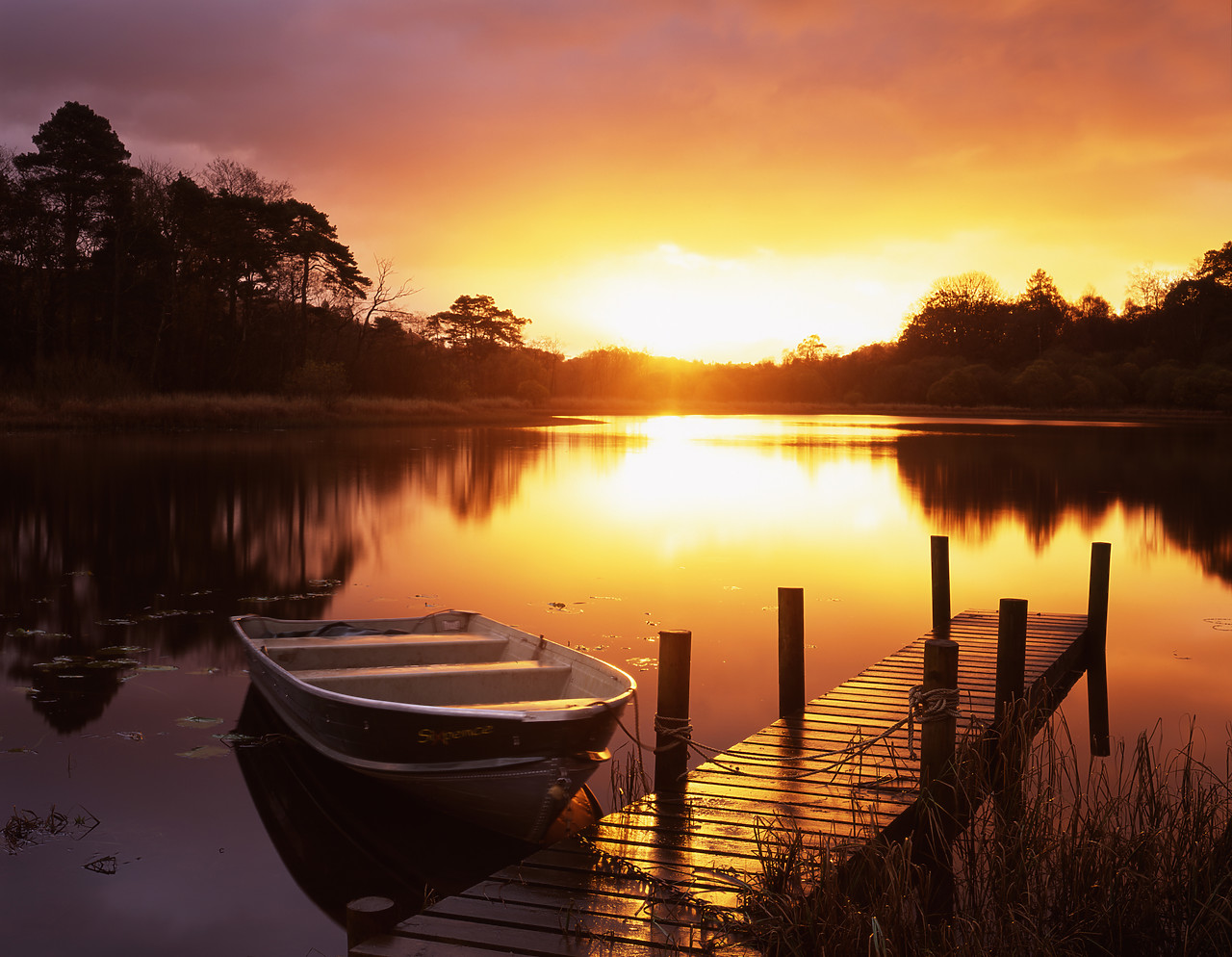 #040262-1 - Boat & Jetty at Sunrise, Elterwater, Lake District National Park, Cumbria, England