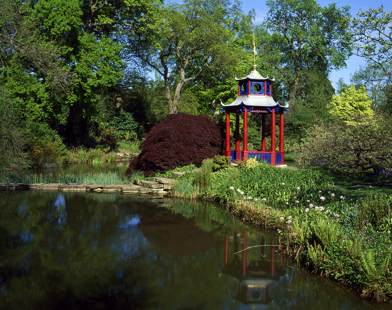 #050140-2 - Pagoda in Water Garden at Cliveden, Taplow, Buckinghamshire, England
