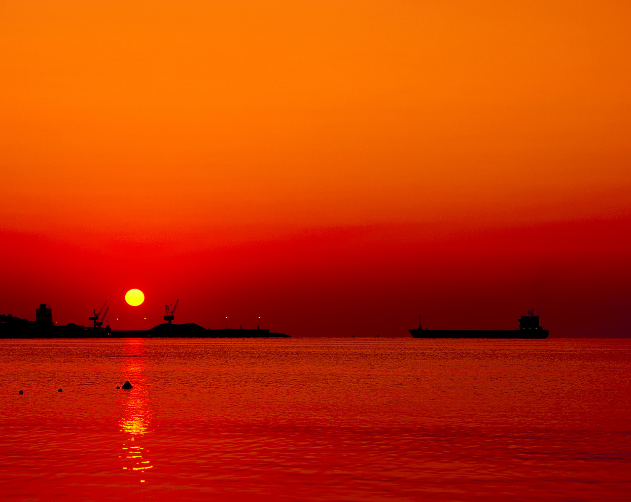 #050238-1 - Container Ship Entering Port at Sunrise,  Alcœdia Bay, Bay, Mallorca, Spain