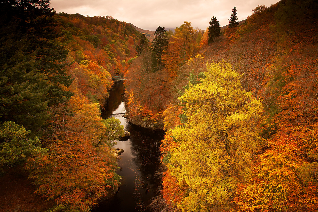 #060720-1 - River Garry in Autumn, Killiecrankie, Pitlochry, Tayside Region, Scotland