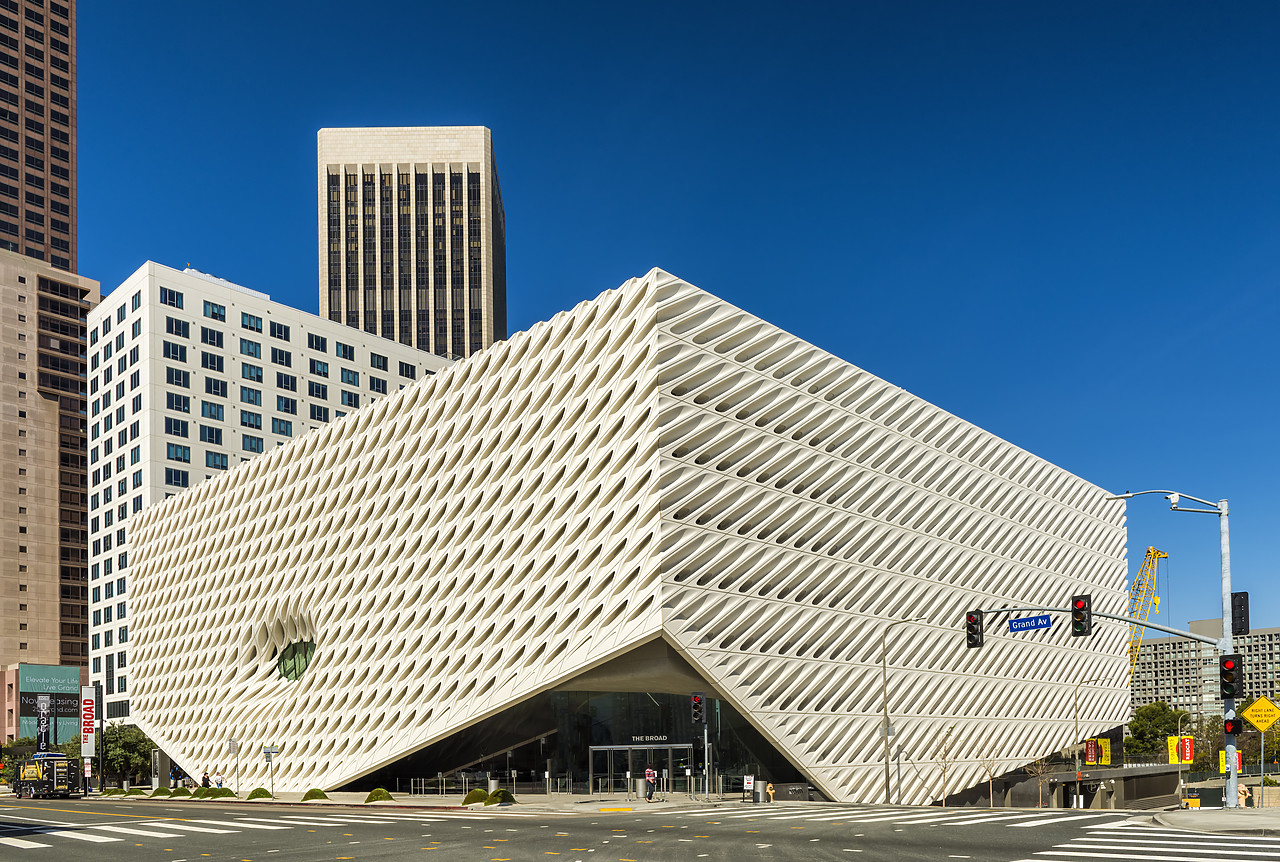 #170203-1 - The Broad Museum, Los Angeles, California, USA