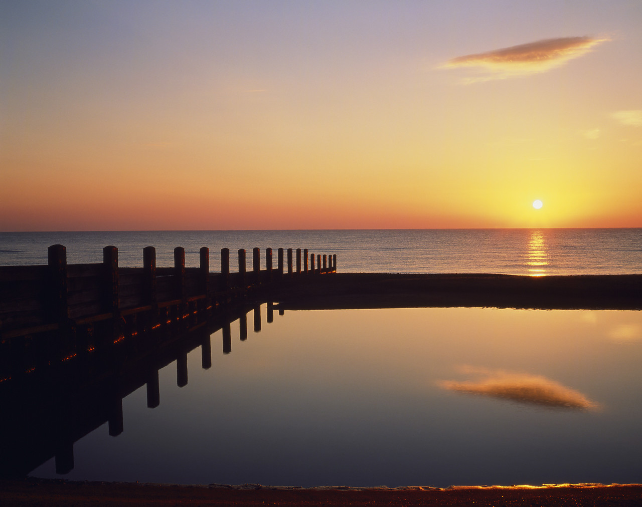 #913419-1 - Sunrise at Horsey Gap Beach, Norfolk, England