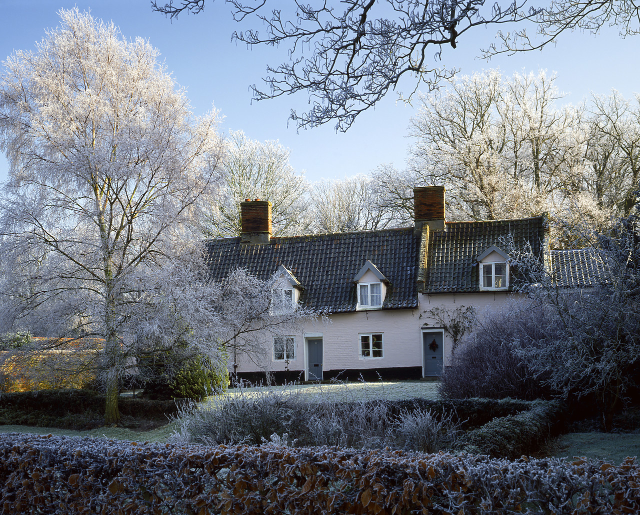 #934157-2 - Cottages in Frost, Blickling, Norfolk, England