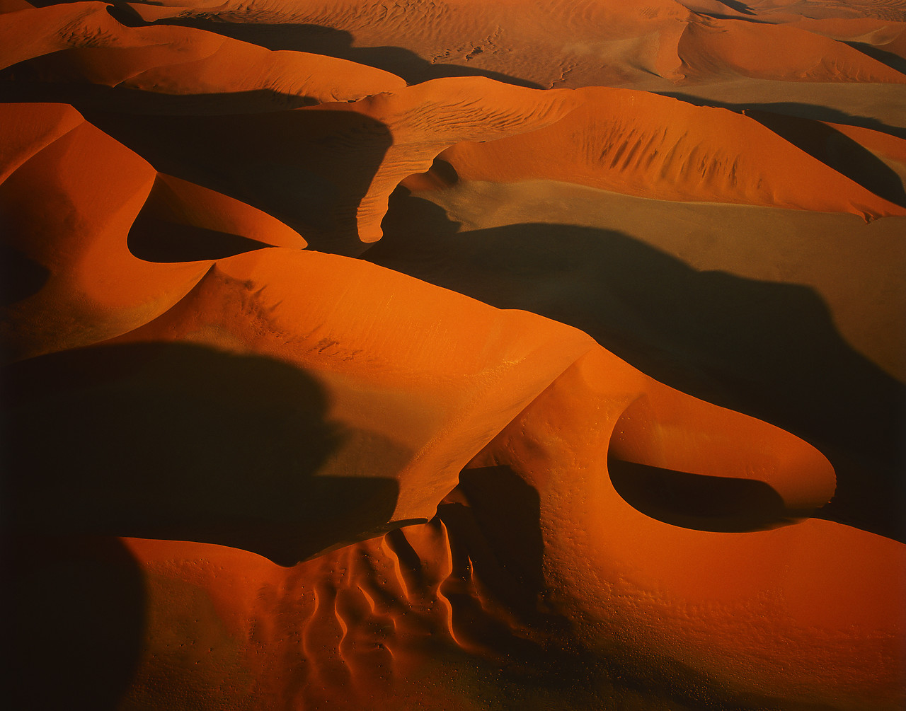 #010039-1 - Aerial View over Sand Dunes, Sossusvlei, Namibia, Africa