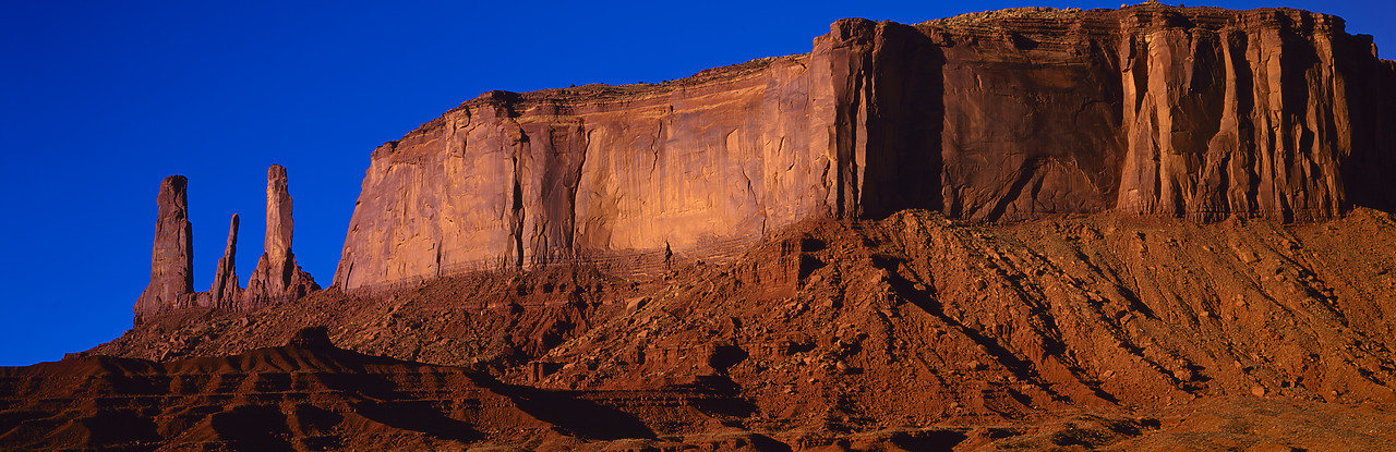 #010718-3 - Three Sisters & Mitchell Mesa, Monument Valley Tribal Park, Arizona, USA