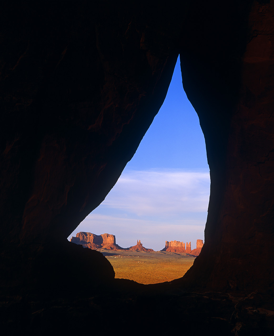 #010814-1 - Teardrop Arch in Silhouette, Monument Valley, Arizona, USA