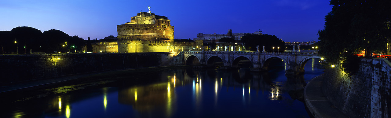 #060043-1 - Castle St. Angelo at Night, Rome, Italy