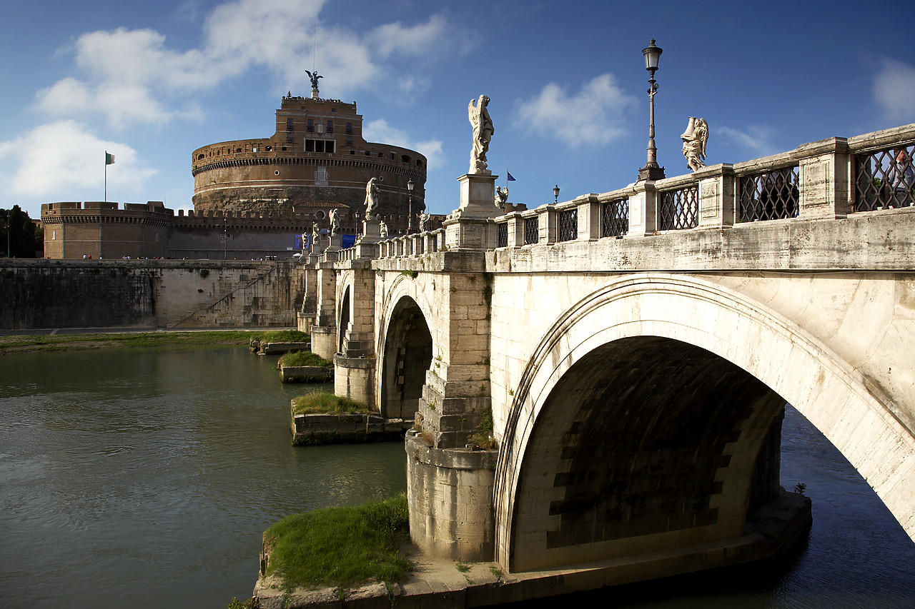 #060407-1 - Castel St. Angelo & Pont St. Angelo, Rome, Italy