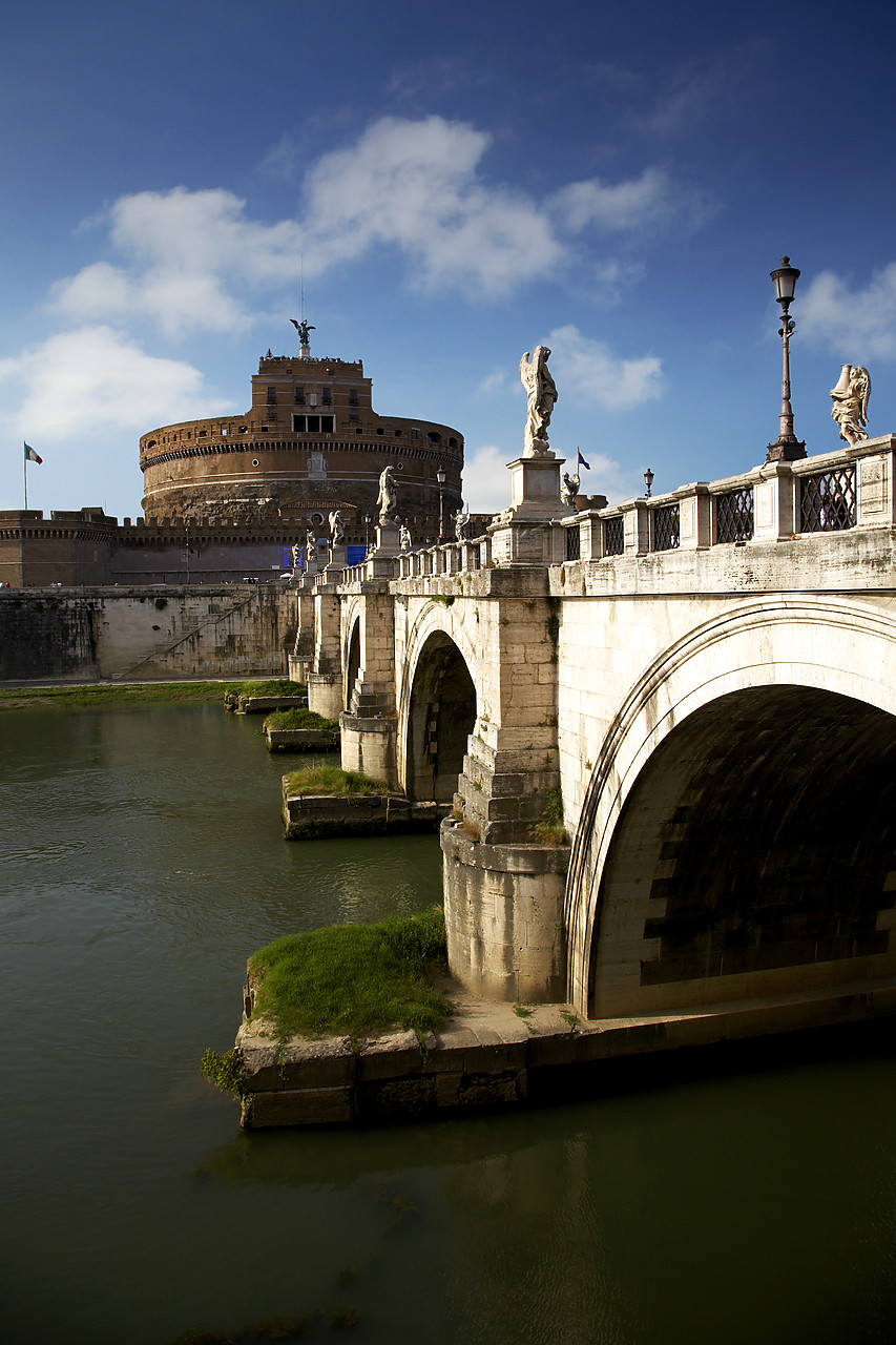 #060407-2 - Castel St. Angelo & Pont St. Angelo, Rome, Italy