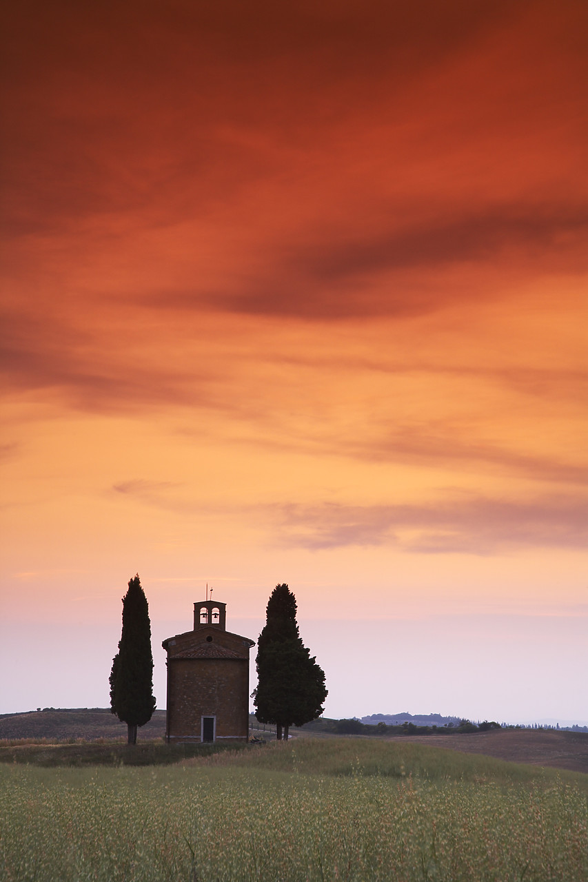 #070150-1 - Cappella di Vitaleta at Sunset, Val d' Orcia, near Pienza, Tuscany, Italy