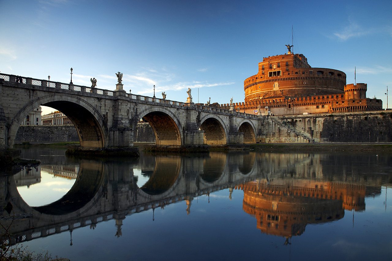 #070526-1 - Castel Sant'Angelo, Rome, Italy