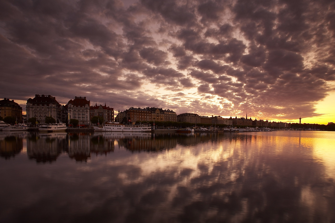 #080229-1 - Cloud Reflections, Stockholm, Sweden