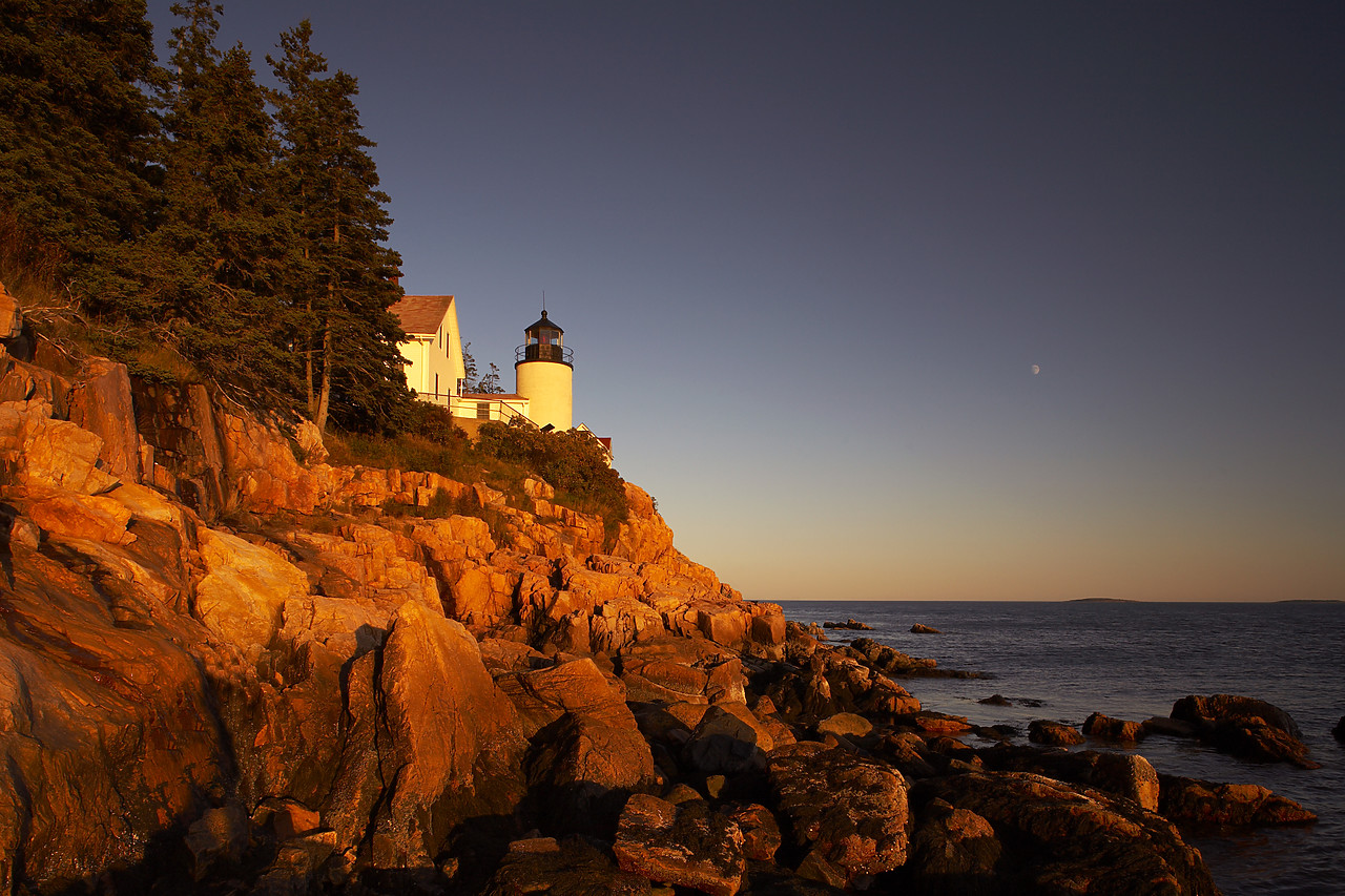 #080286-1 - Bass Harbor Lighthouse, Acadia National Park, Maine, USA