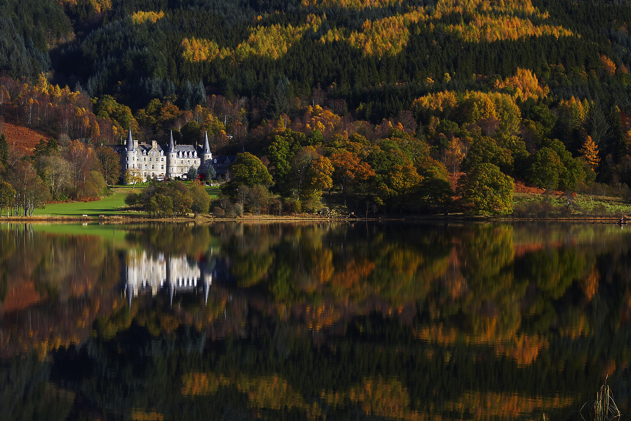 #080460-1 - Loch Achray in Autumn, The Trossachs National Park, Central Region, Scotland