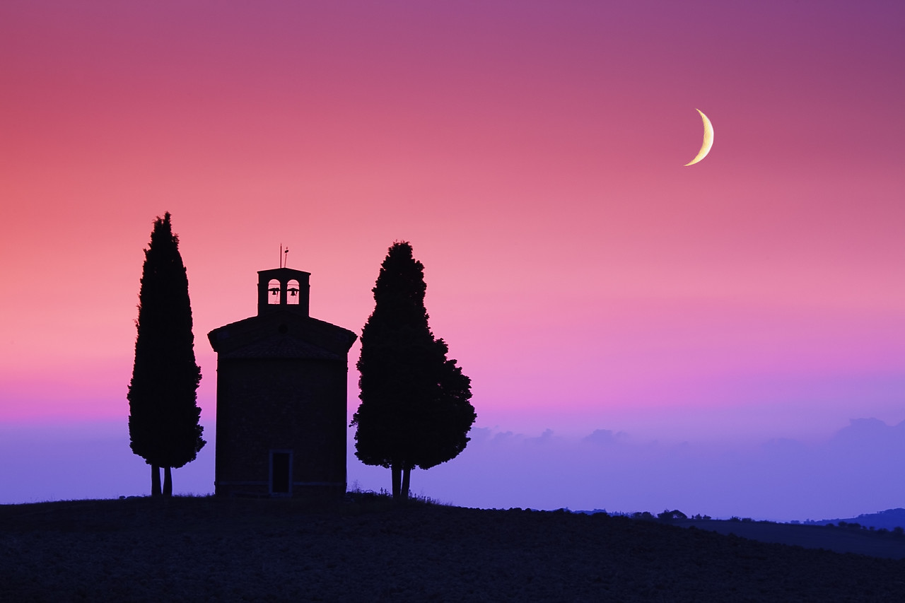 #090209-1 - Crescent Moon over Chapel Madonna di Vitaleta, Val d' Orcia, Tuscany, Italy