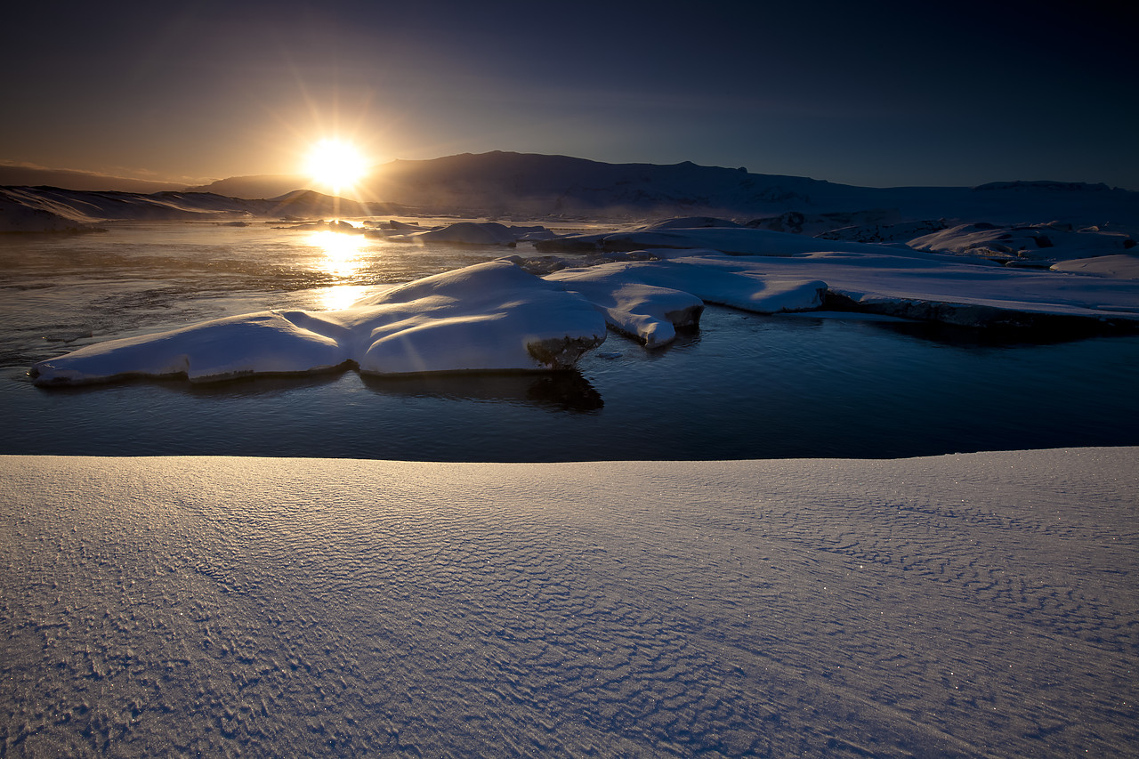 #100104-1 - Jškuls‡rl—n Iceberg Lagoon at Sunset, Iceland