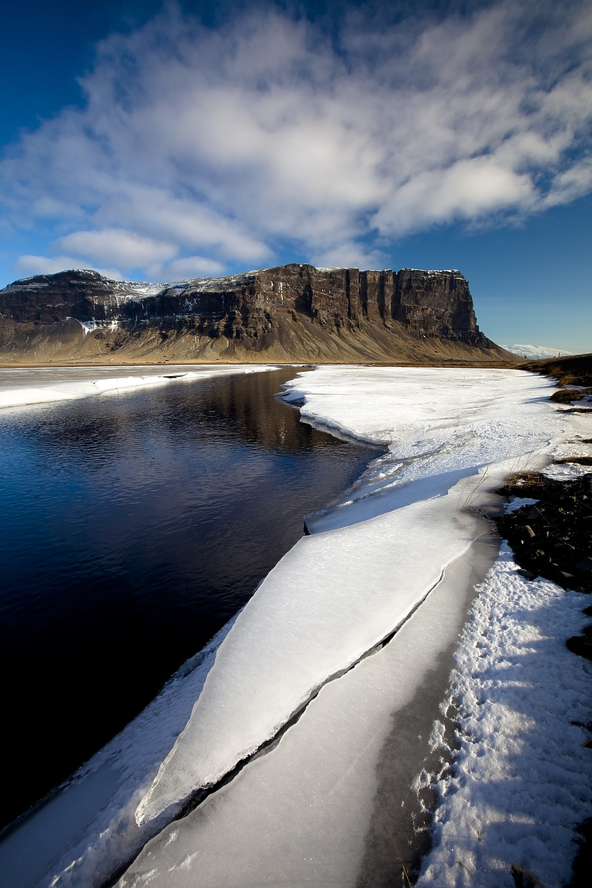 #100117-2 - Ice Along River, Vatnajškull, Iceland