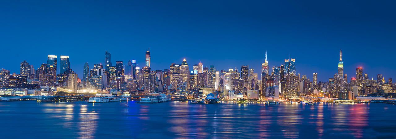 #140311-1 - New York Skyline at Night. New York City, USA