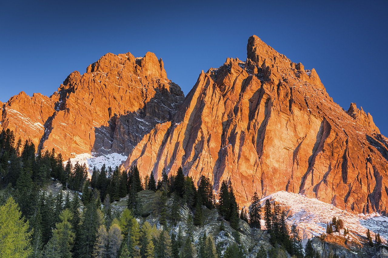 #140375-1 - Dawn Light on Mt. Cristallo, Dolomites, South Tyrol, Italy