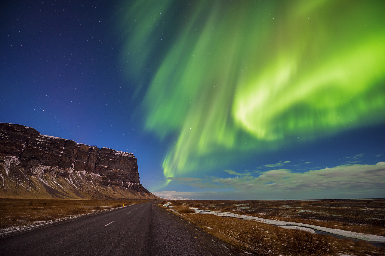 #150087-1 - Road to Aurora, Iceland