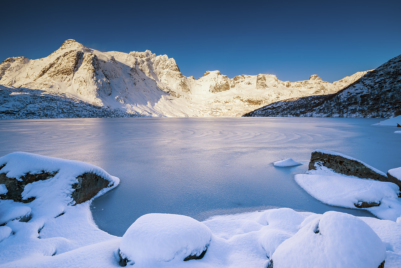 #150174-1 - Frozen Storvatnet, Lofoten Islands, Norway