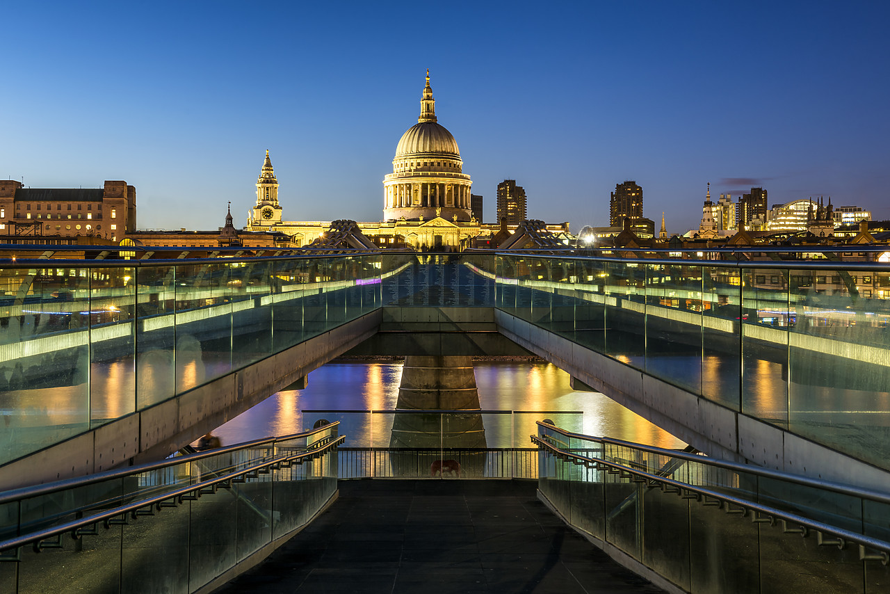 #150390-1 - St. Paul's Cathedral & Millennium Bridge at Night, London, England