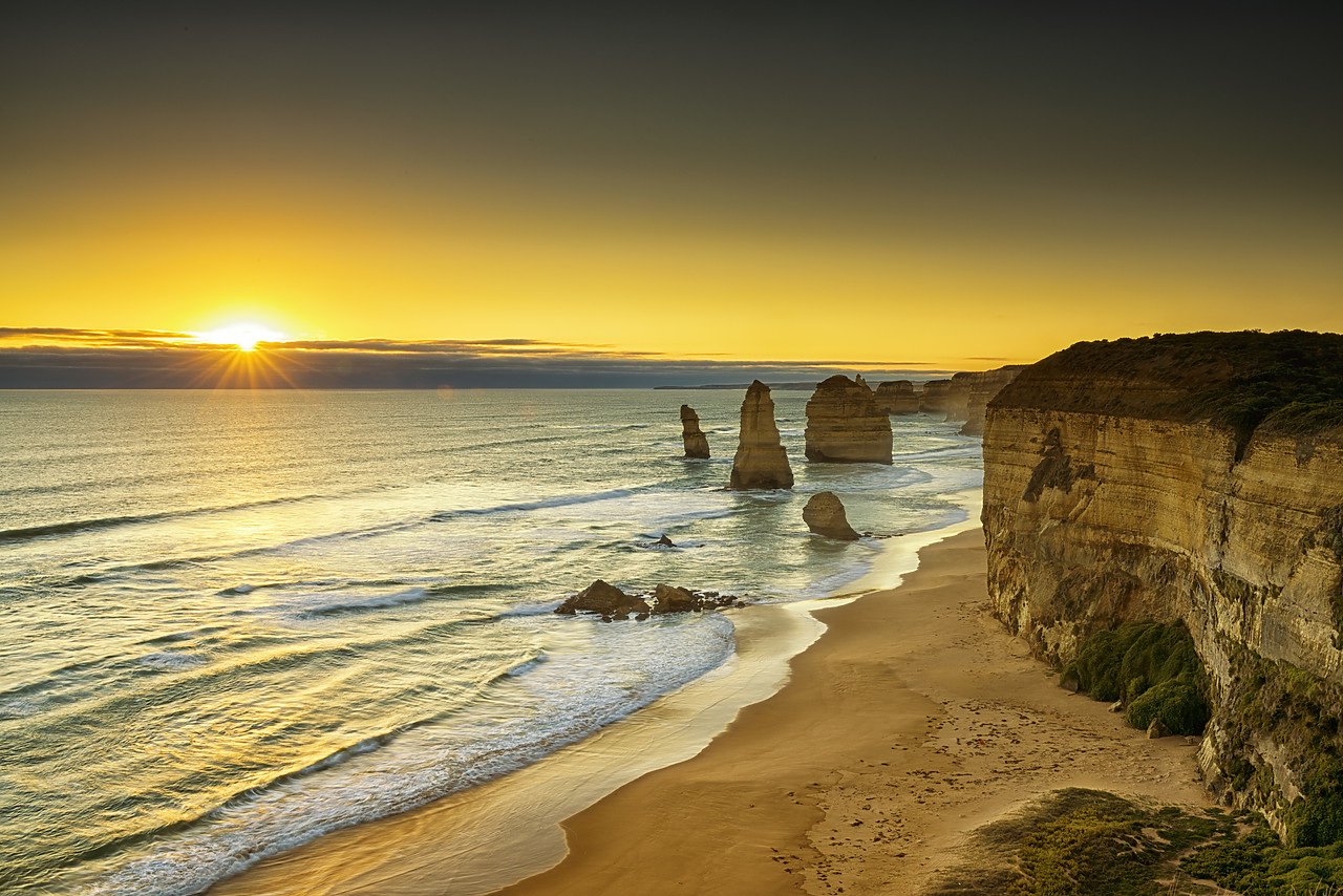 #160045-1 - The Twelve Apostles at Sunset, Great Ocean Road, Australia