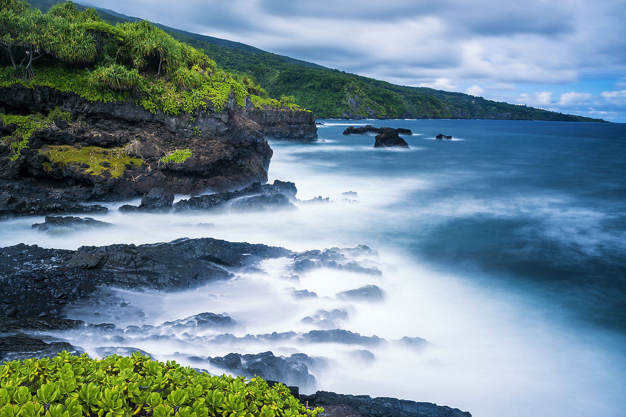 #170417-1 - Coastline at Haleakala National Park, Maui, Hawaii, USA