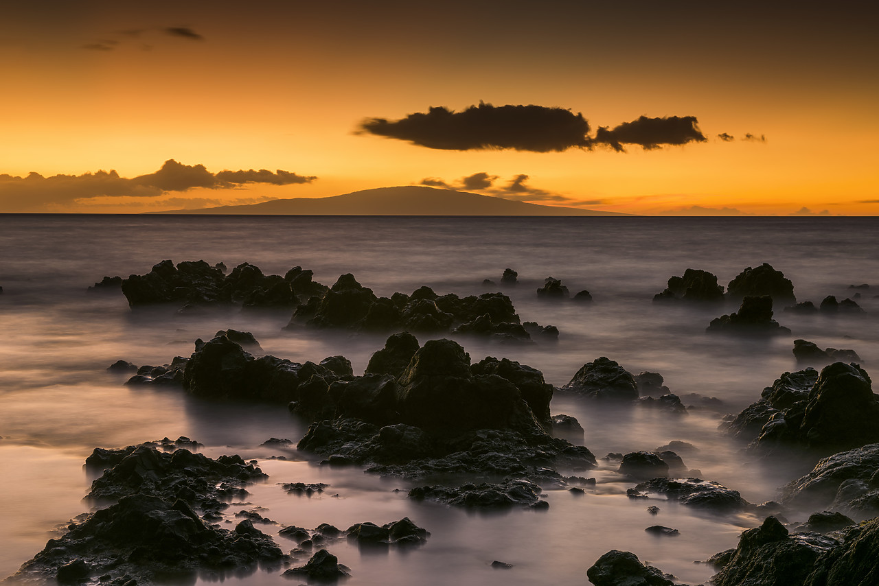 #170421-1 - Maui Sunset, Hawaii, USA