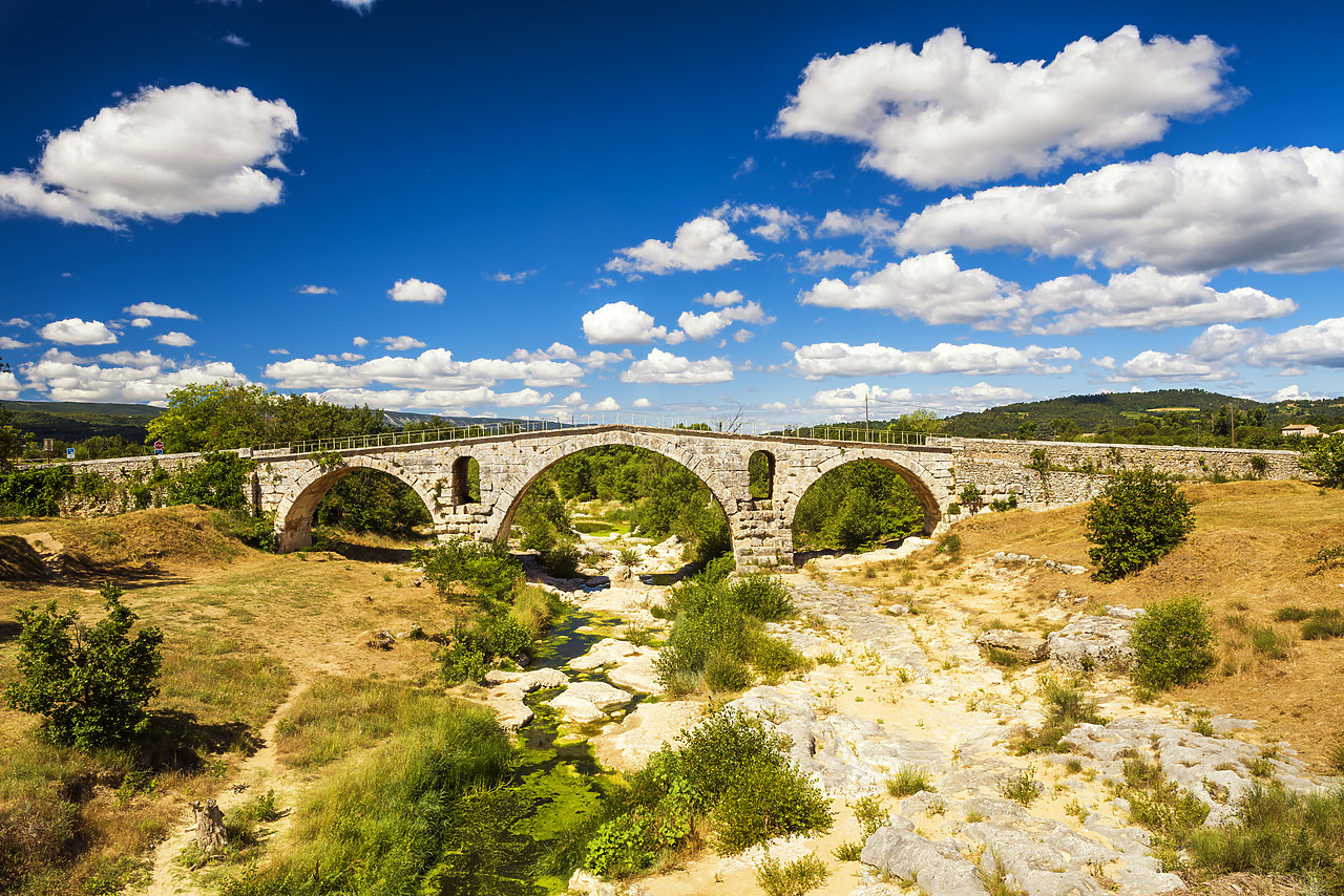 #170659-1 - Ancient Roman Bridge of Pont Julien, Provence, France