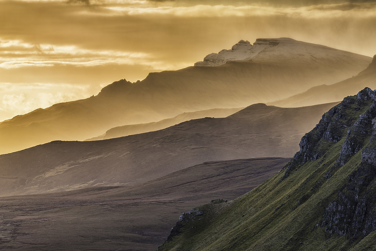 #170719-1 - The Trotternish Ridge at Sunrise, Isle of Skye, Highland Region, Scotland