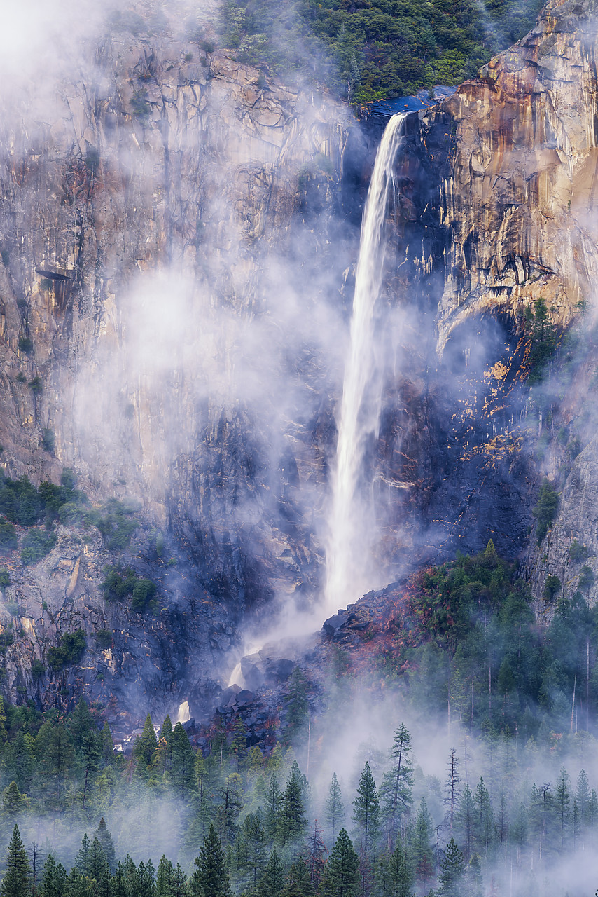 #180010-1 - Bridalveil Falls in Mist, Yosemite National Park, California, USA