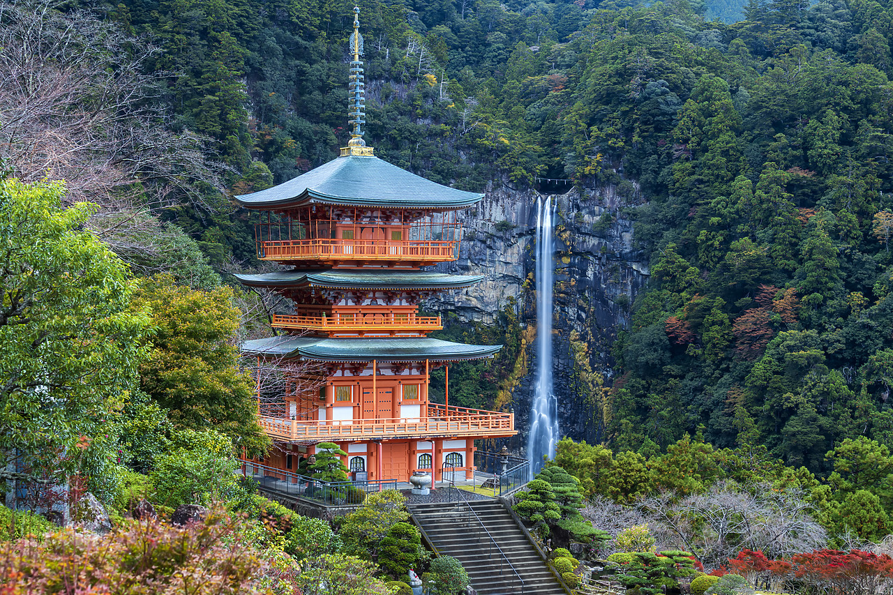 #190707-1 - Nachi no taki Waterfall & Pagoda, Nachi Falls, Wakayama Prefecture, Hoshu, Japan