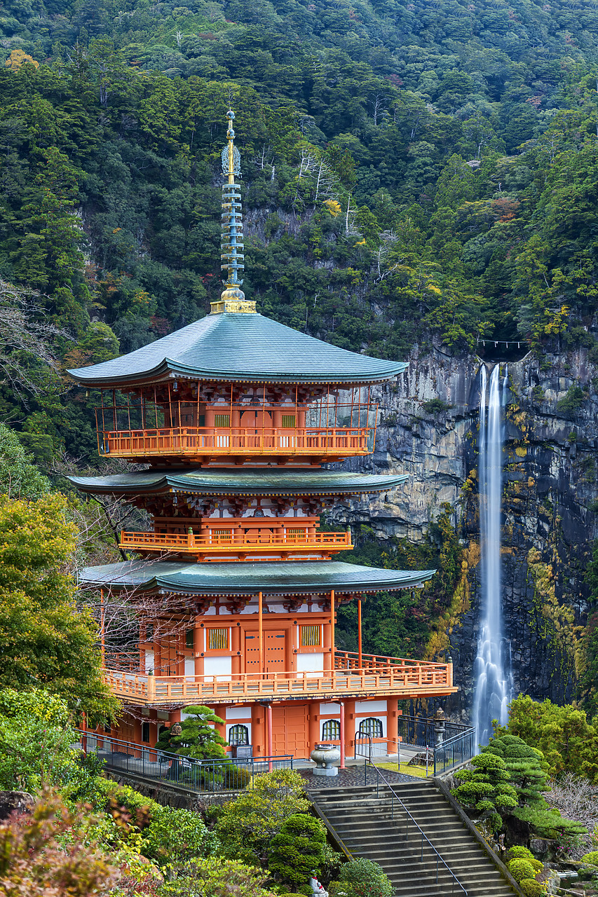 #190707-3 - Nachi no taki Waterfall & Pagoda, Nachi Falls, Wakayama Prefecture, Hoshu, Japan