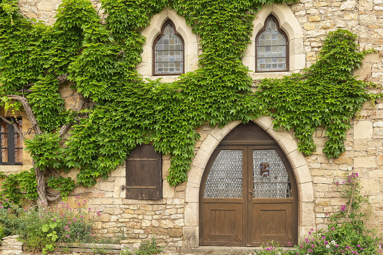 #220285-1 - Gothic Windows & Door, Bruniquel, Tarn-et-Garonne, Occitanie, France