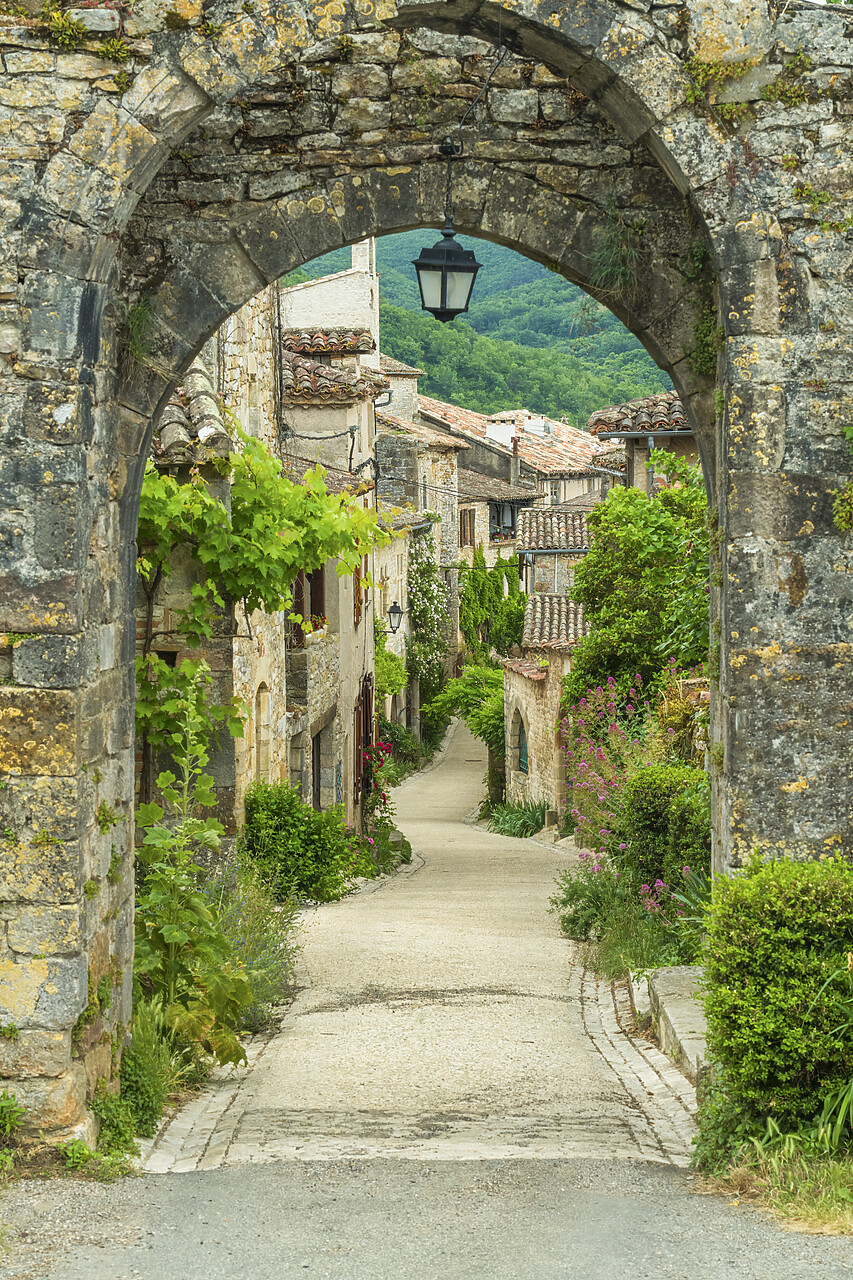 #220288-2 - Medieval Gate, Bruniquel, Tarn-et-Garonne, Occitanie, France