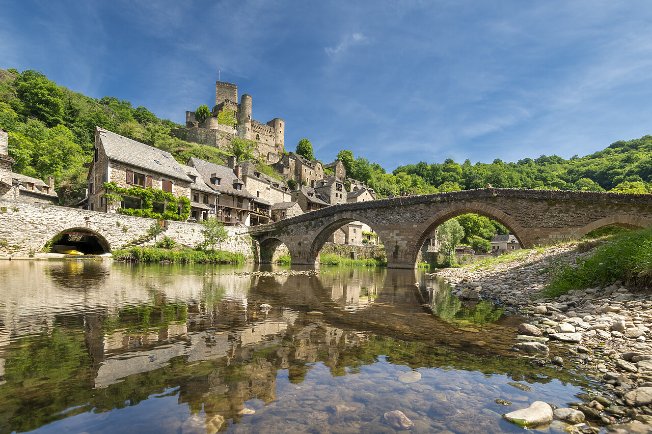 #220304-1 - Belcastel Reflecting in River L'Aveyron, Aveyron, Occitanie, France