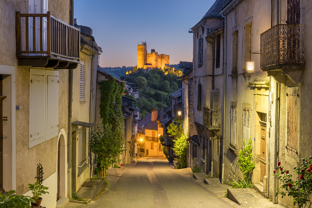#220306-1 - ChÃ¢teau de Najac  & Village at Night, Aveyron, Occitanie, France