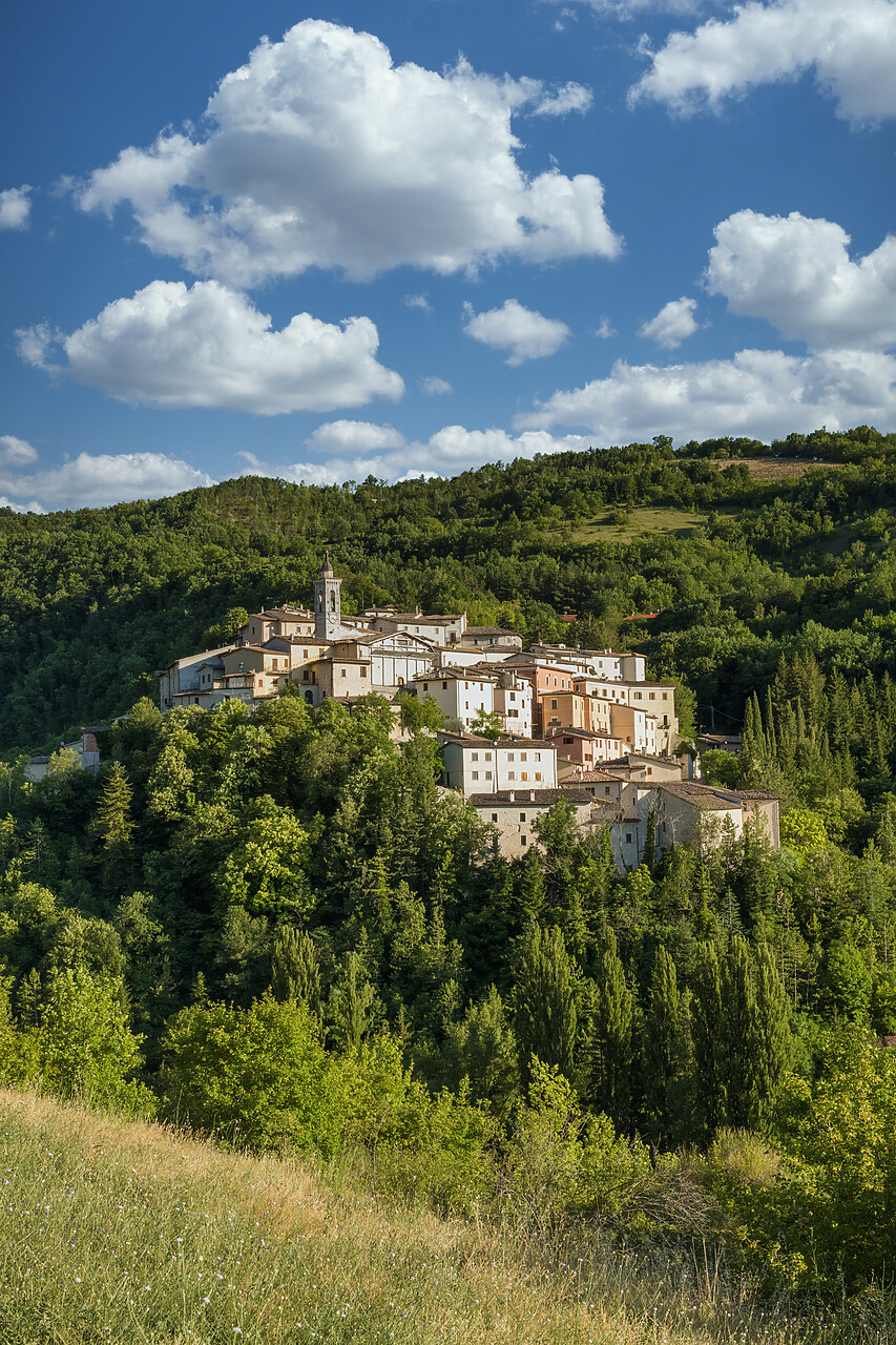 #220358-2 - View over Preci, Umbria, Italy