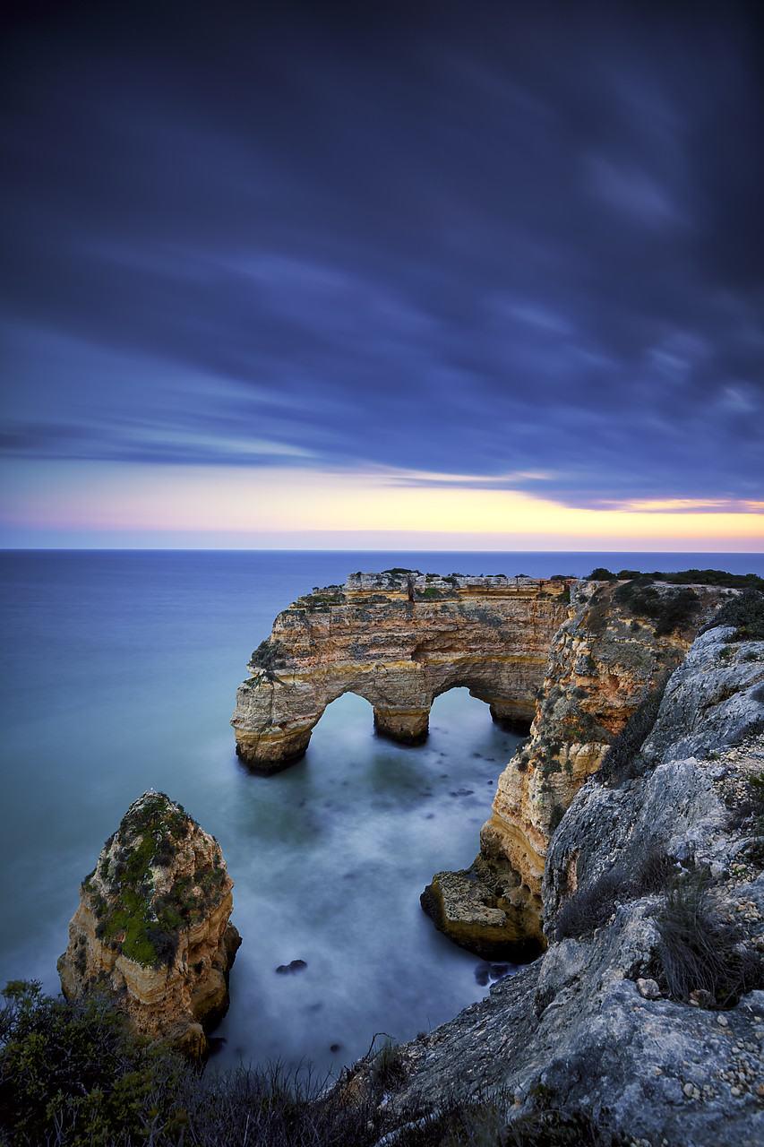 #400004-2 - Double Sea Arch, Praia da Marinha, Caramujeira, Lagoa, Algarve Portugal