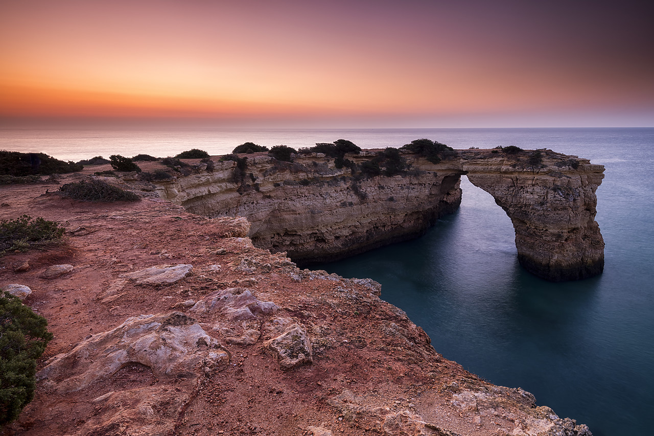 #400005-1 - Natural Sea Arch, Praia da Albandeira, Algarve, Portugal
