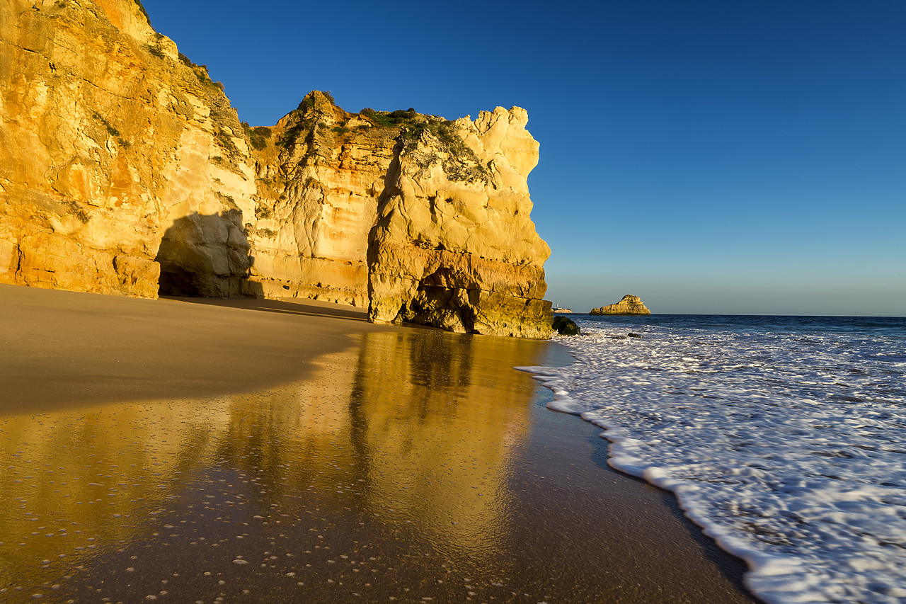 #400030-1 - Praia dos TrÃªs Castelos Beach, Algarve, Portugal