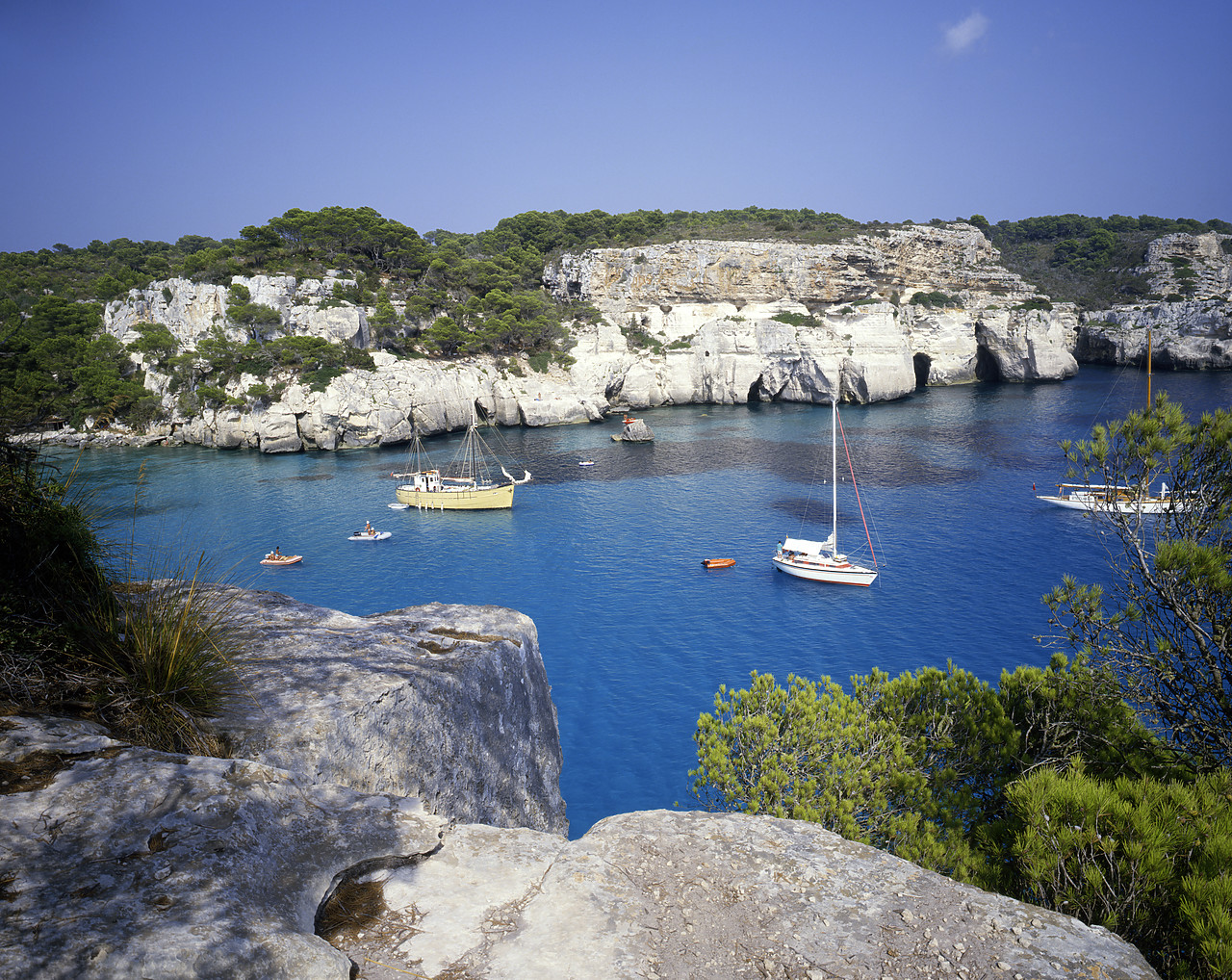 #85435-1 - Boats in Macarella Bay, Menorca, Balearic Islands, Spain