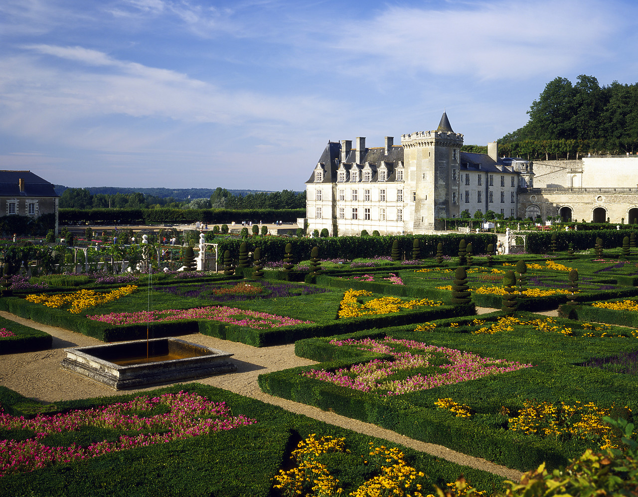 #871062-1 - Chateau Villandry & Garden; Loire Valley; France