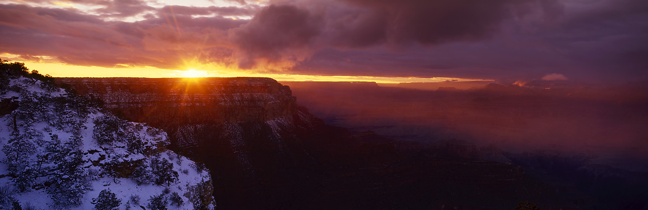 #980625-1 - Sunset at Yavapai Point, Grand Canyon, National Park, Arizona, USA