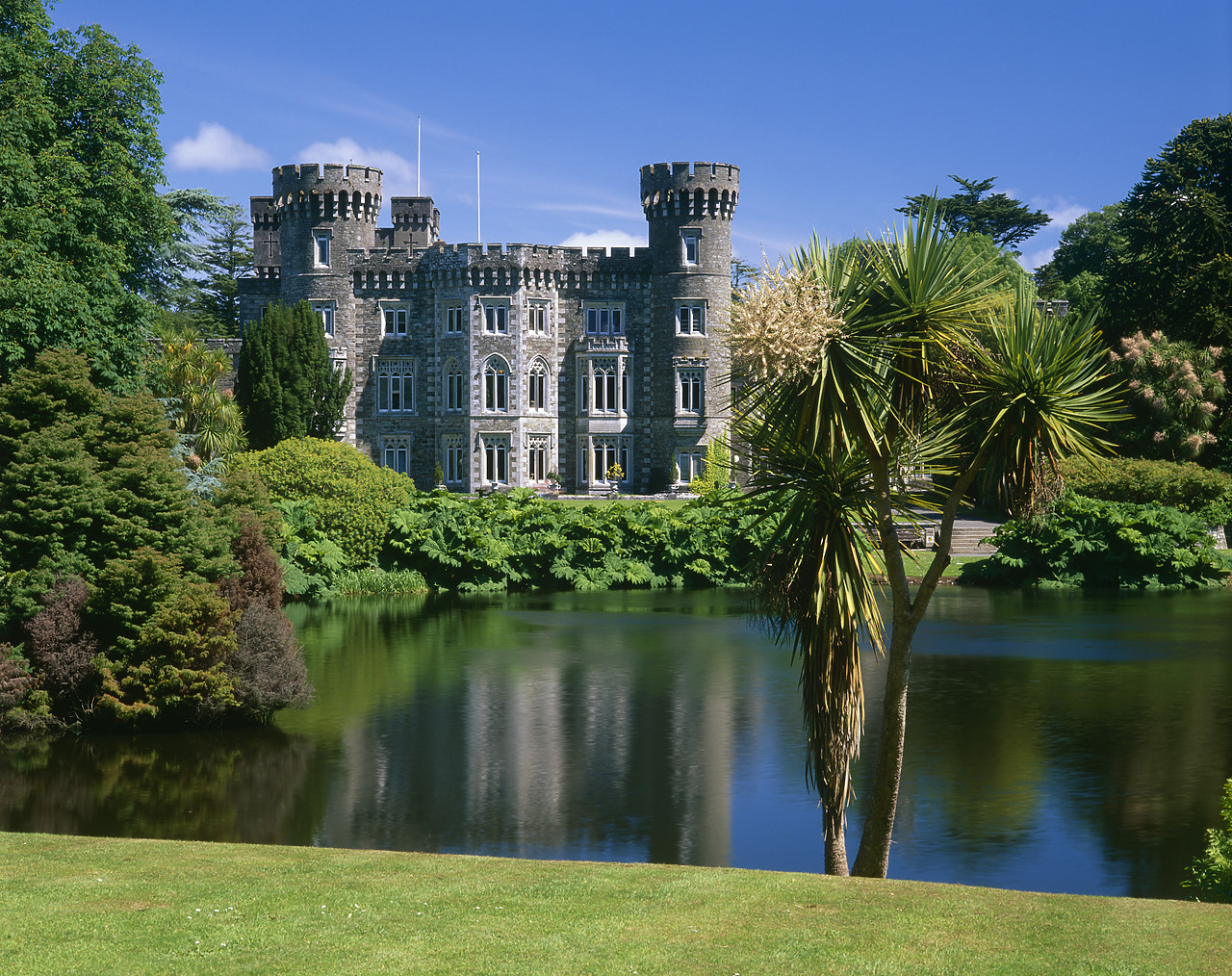 #990160-2 - Johnstown Castle, Co. Wexford, Southern Ireland