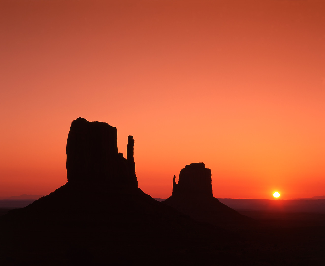 #990607-2 - The Mittens at Sunrise, Monument ValleyTribal Park, Arizona, USA
